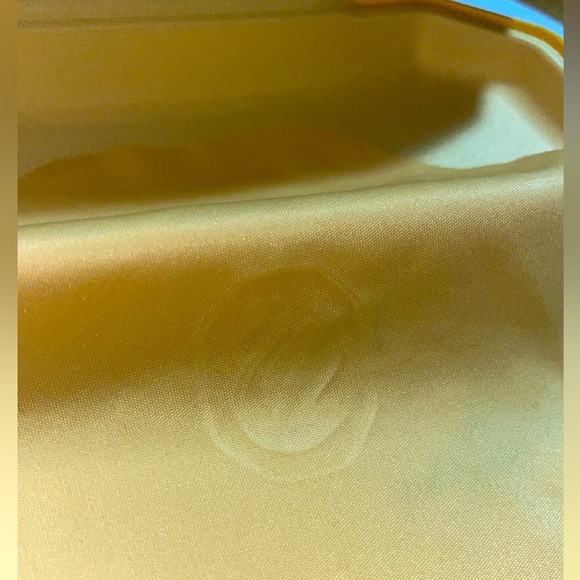 FINAL PRICE SWAROVSKI Hard Case/Yellow Eyeglass Case & Cleaning Cloth - Picture 13 of 15